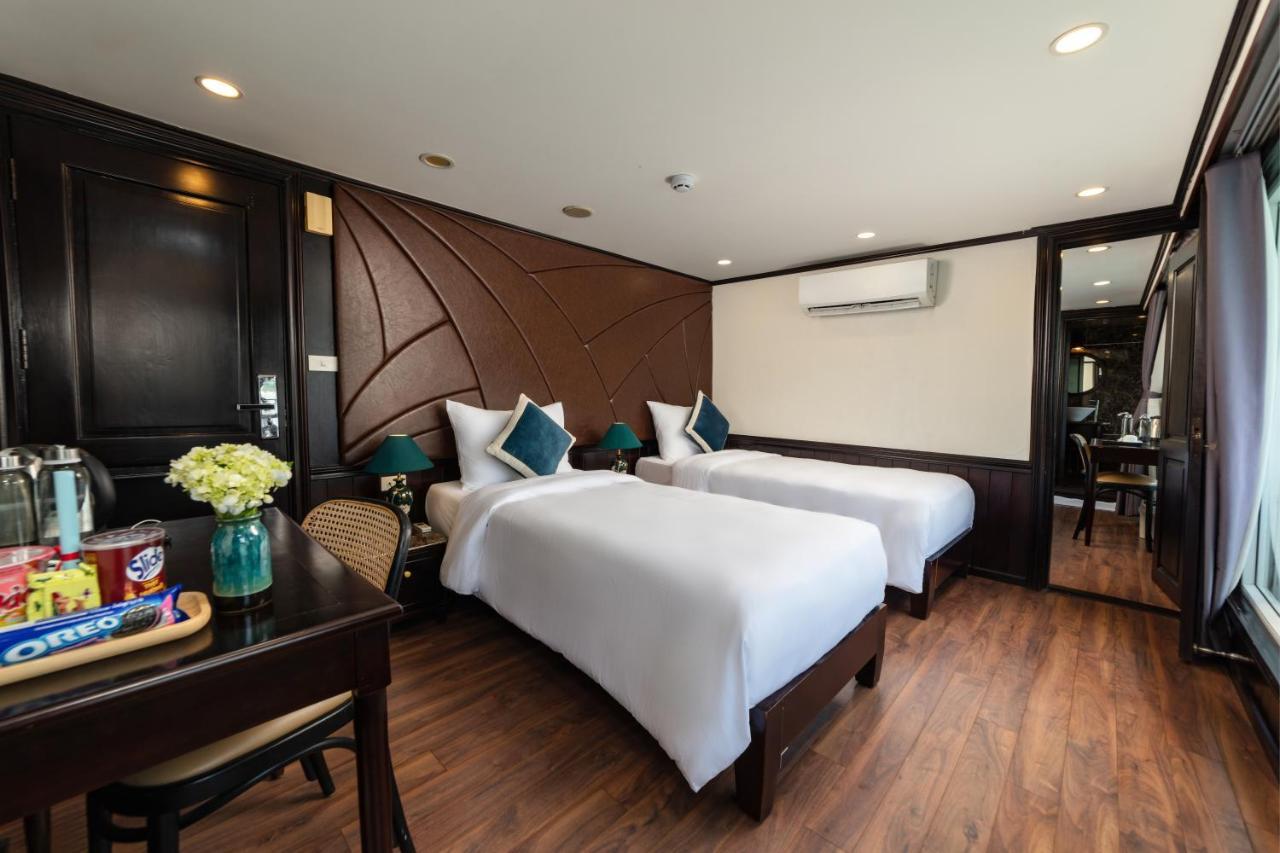 Amanda Cruise Ha Long Bay Exterior foto