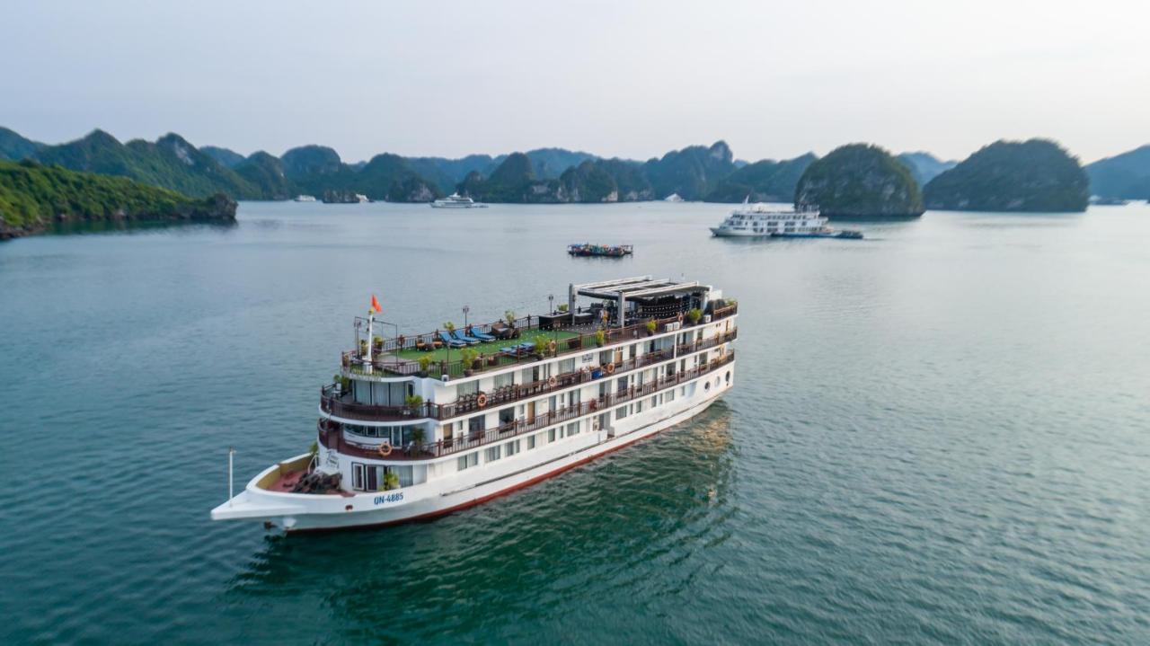 Amanda Cruise Ha Long Bay Exterior foto